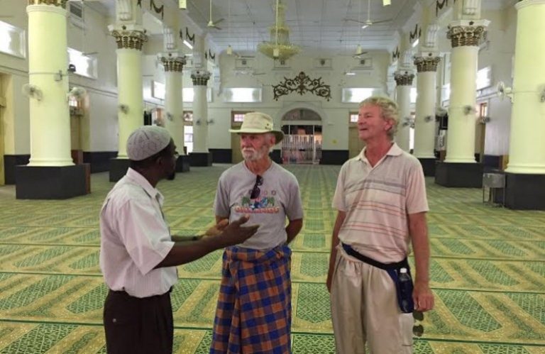 9 mosque tour