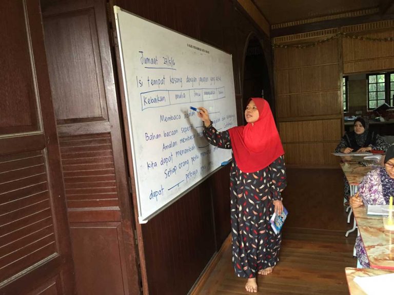 Bahasa-Class-1