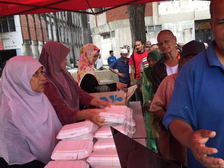 free-food-program-4