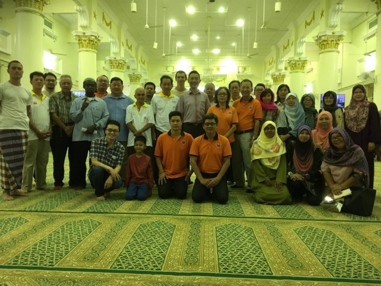 iftar bersama non-muslim 2019 5