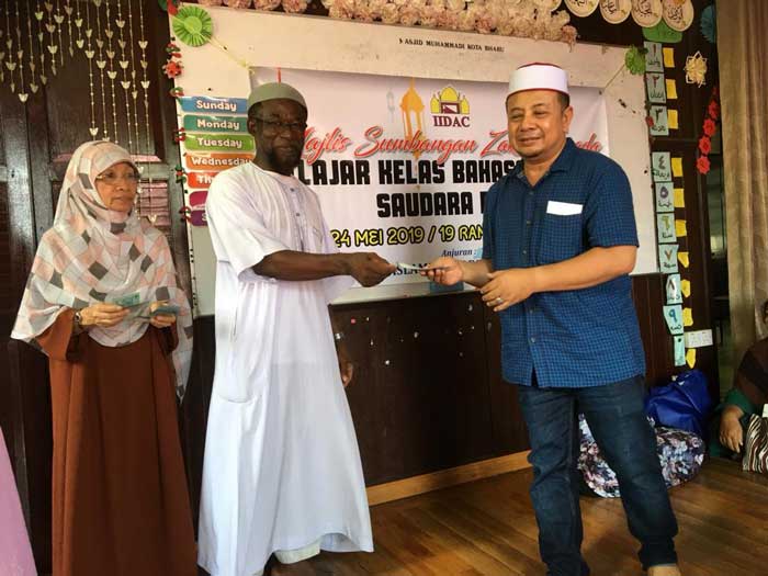 Zakat-kepada-pelajar-BM-1_compressed