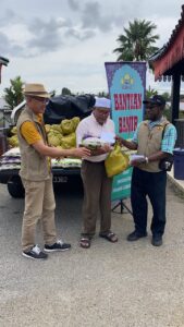 bantuan-banjir 6